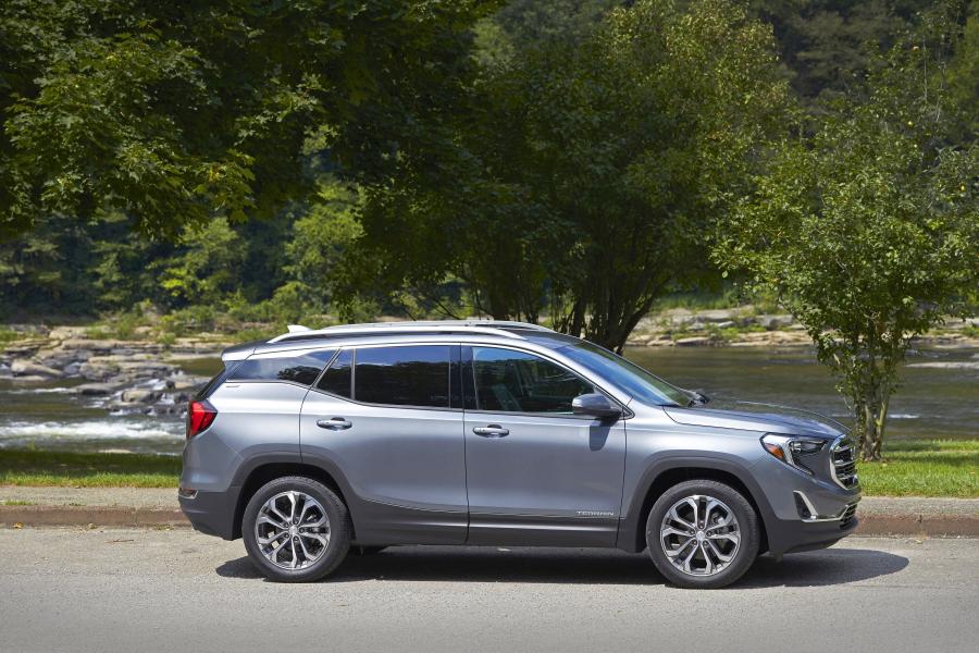  GMC Terrain 2017 года  (фото 15 из 18)